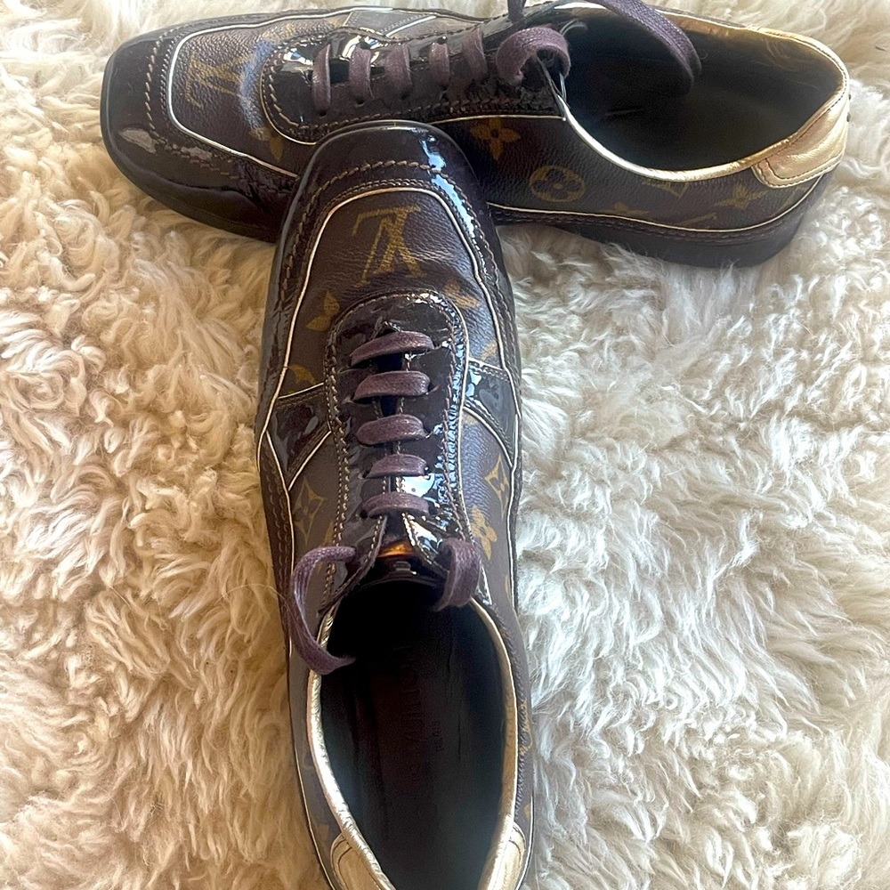 Authentic Louis Vuitton trainers